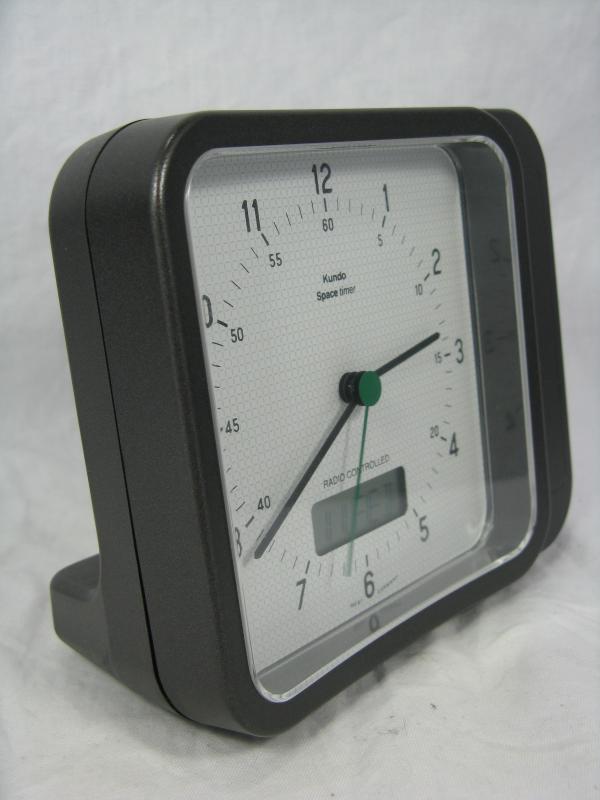 80´s design KUNDO Space Timer Funkuhr Radio controlled funktioniert