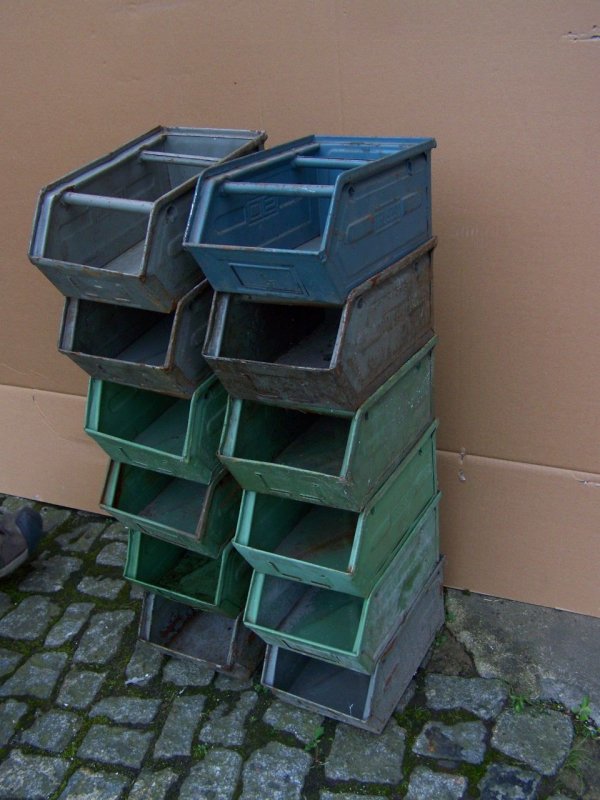 Alte Lagerkiste Metall, Industriedesign Regal, Loft Design Metallkiste