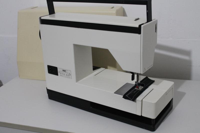 Pfaff Tiptronic 1029 Nähmaschine mit \