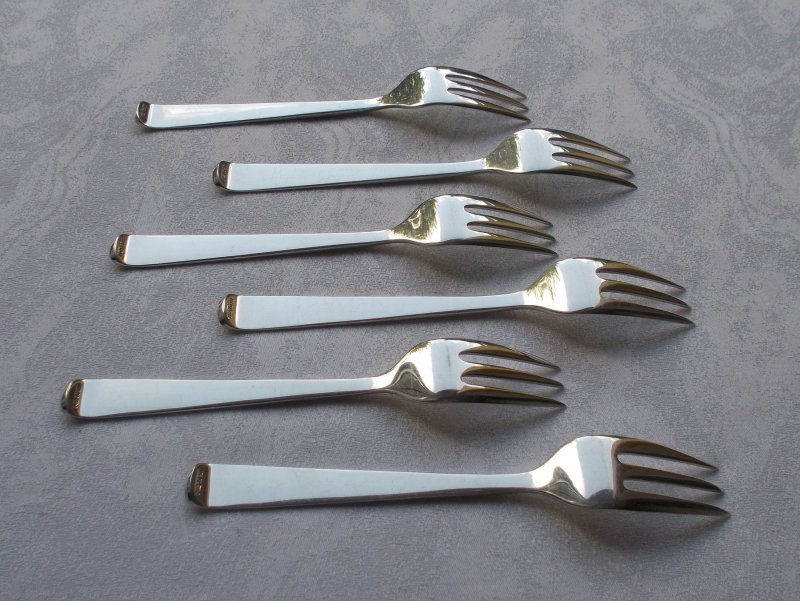 *RAR* Alta von Robbe/&Berking Elegante Kuchengabel in 925er Sterling Silber