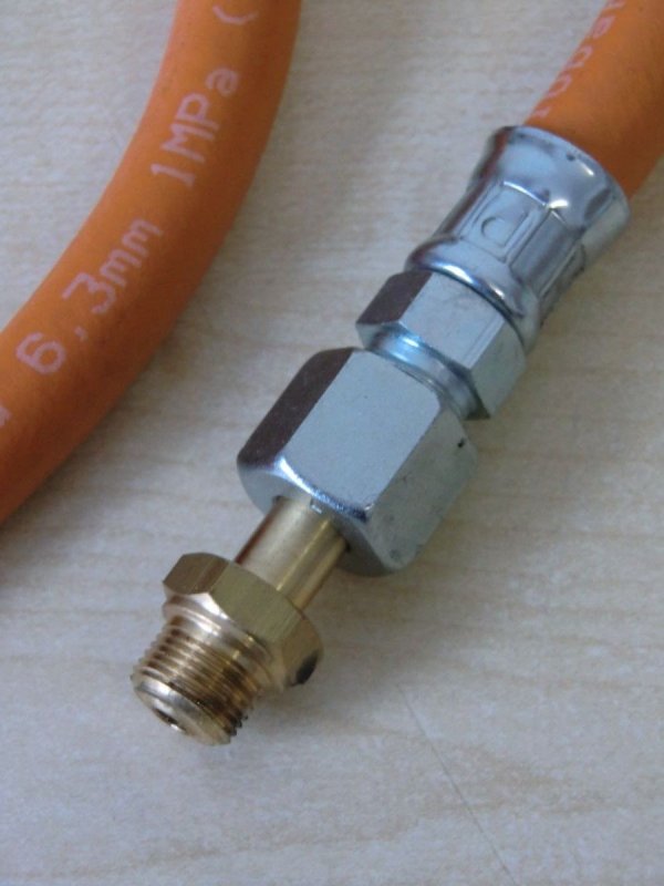 Umrüstset Gasgrill 100 cm Gaskartusche 7/16 auf Gasflasche