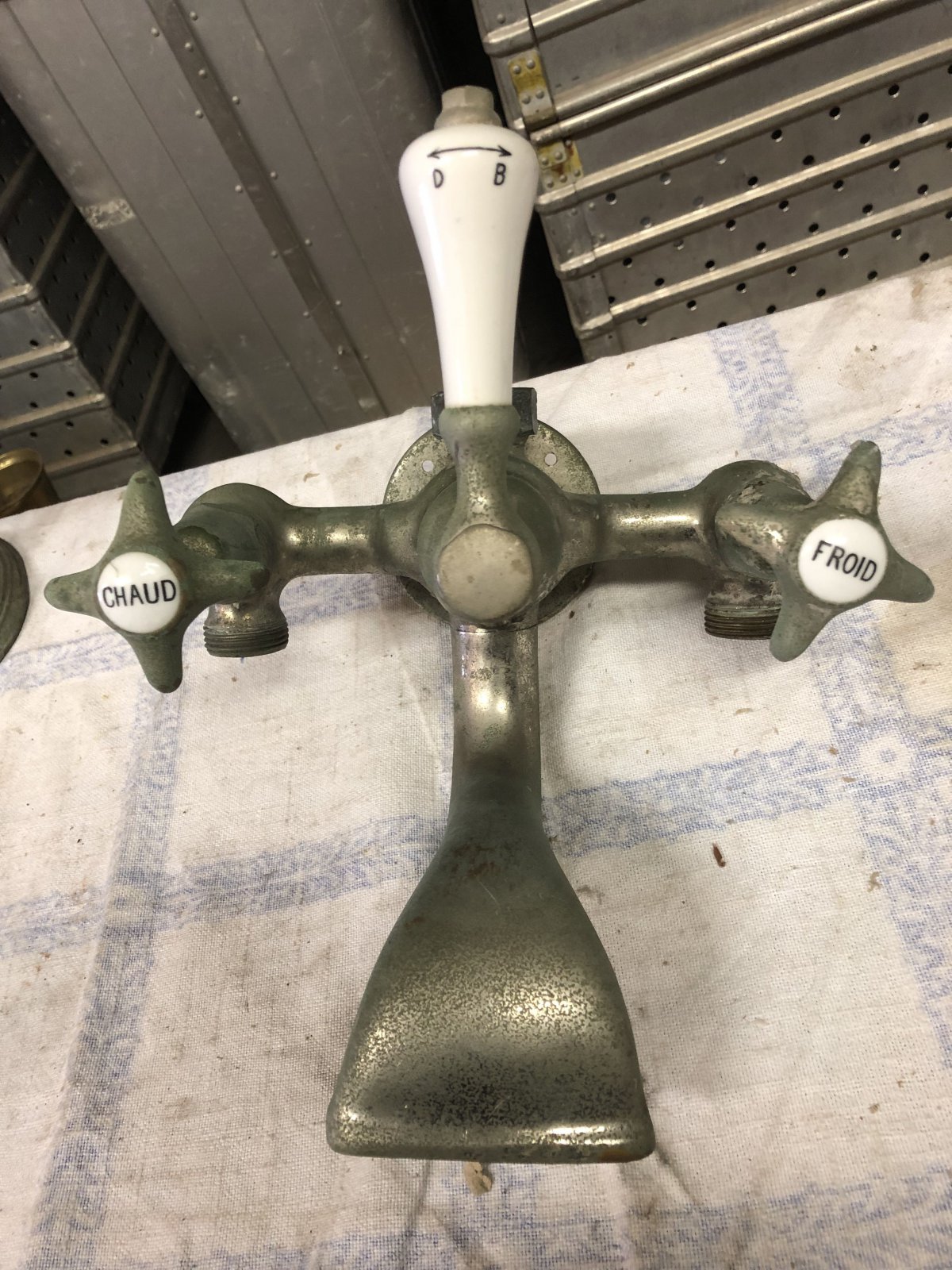 Antiker Wasserhahn Mischeinheit Art Deco Porzellan Badewanne Dusche XII