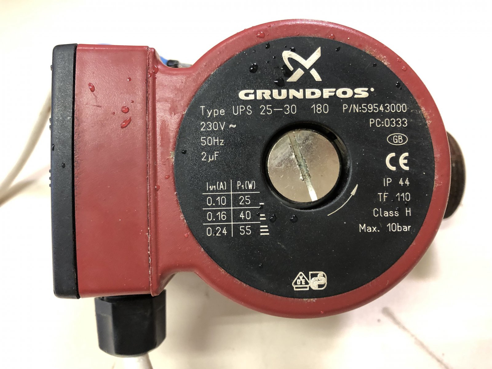 Grundfos Typ UPS 25-30 180 PIN 59543000 Heizungspumpe Umwalzpumpe 230V ...