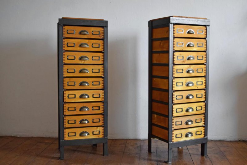 1 von 2 Schubladenschrank Metall Schrank Loft Antik Werkstattschrank