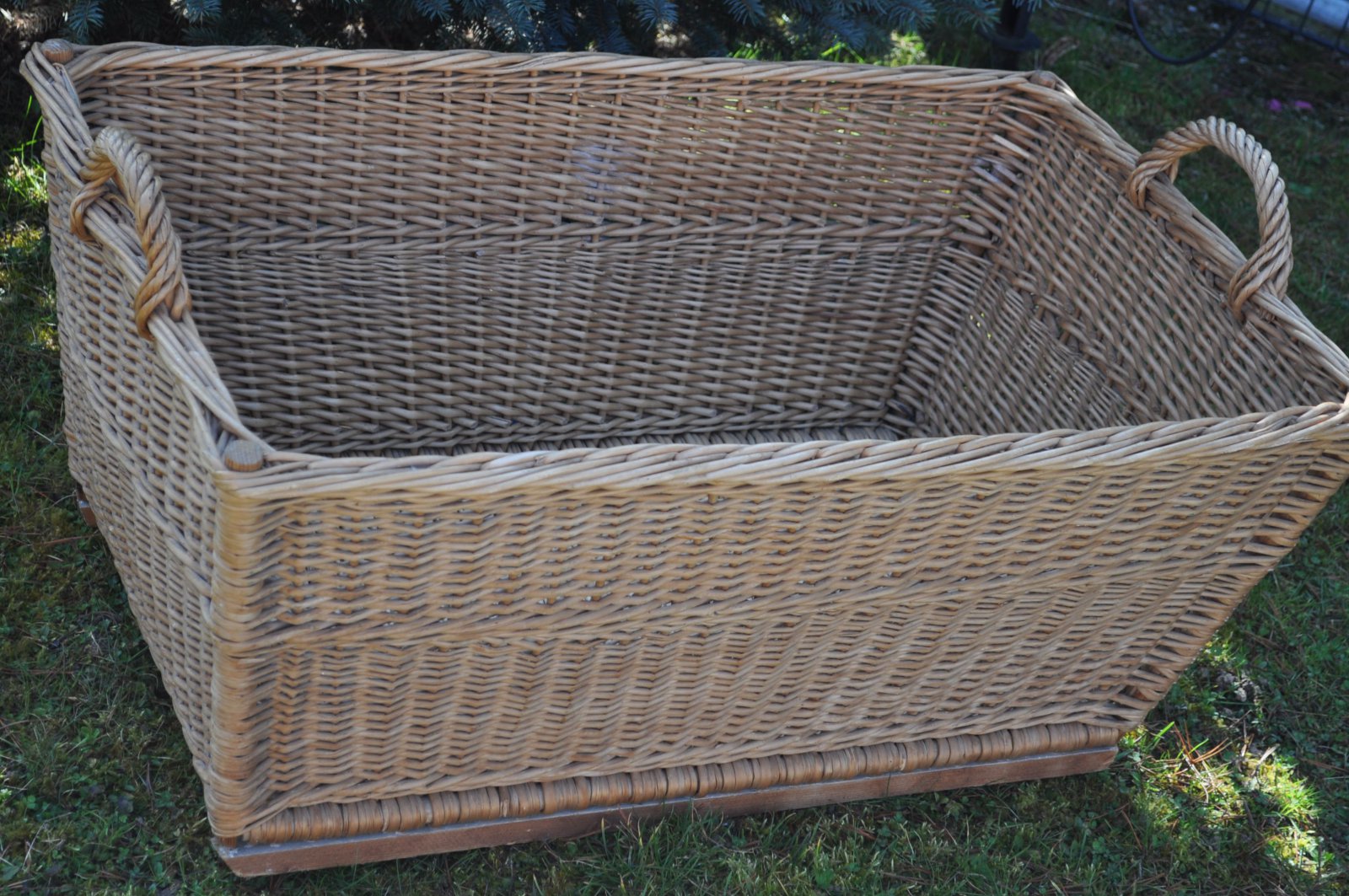 sehr gr. alter Wäschekorb - Weidenkorb rechteckig | eBay