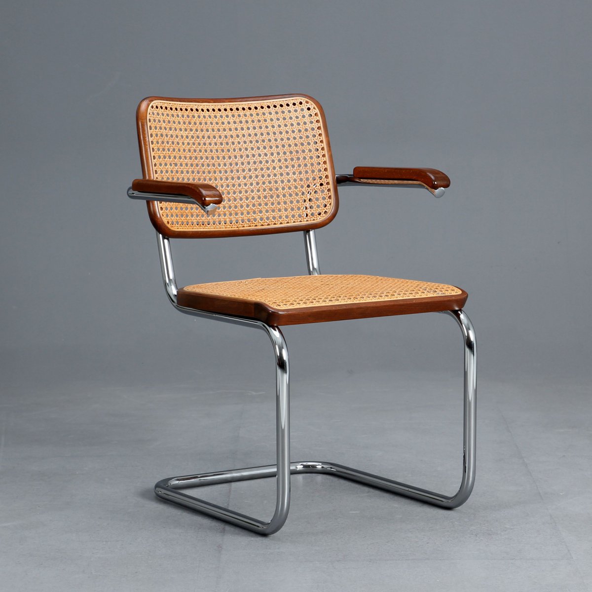 S64 Freischwinger Bauhaus Klassiker Stuhl Braun Breuer Chair