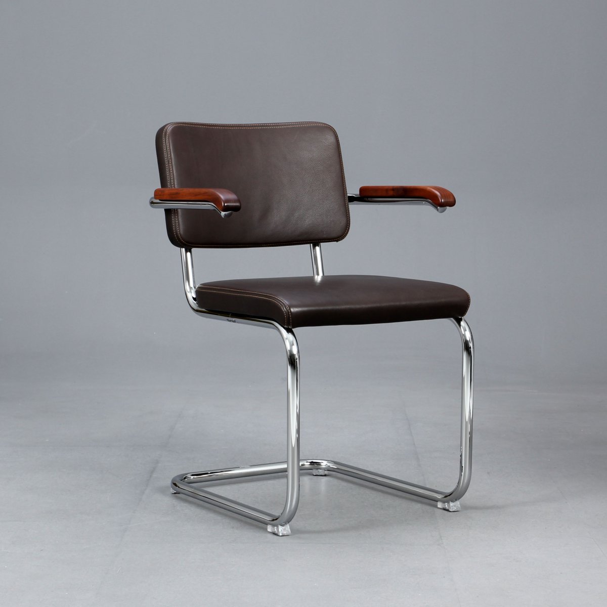 Thonet S64 Pv Stoff Freischwinger Grun Bauhaus Klassiker