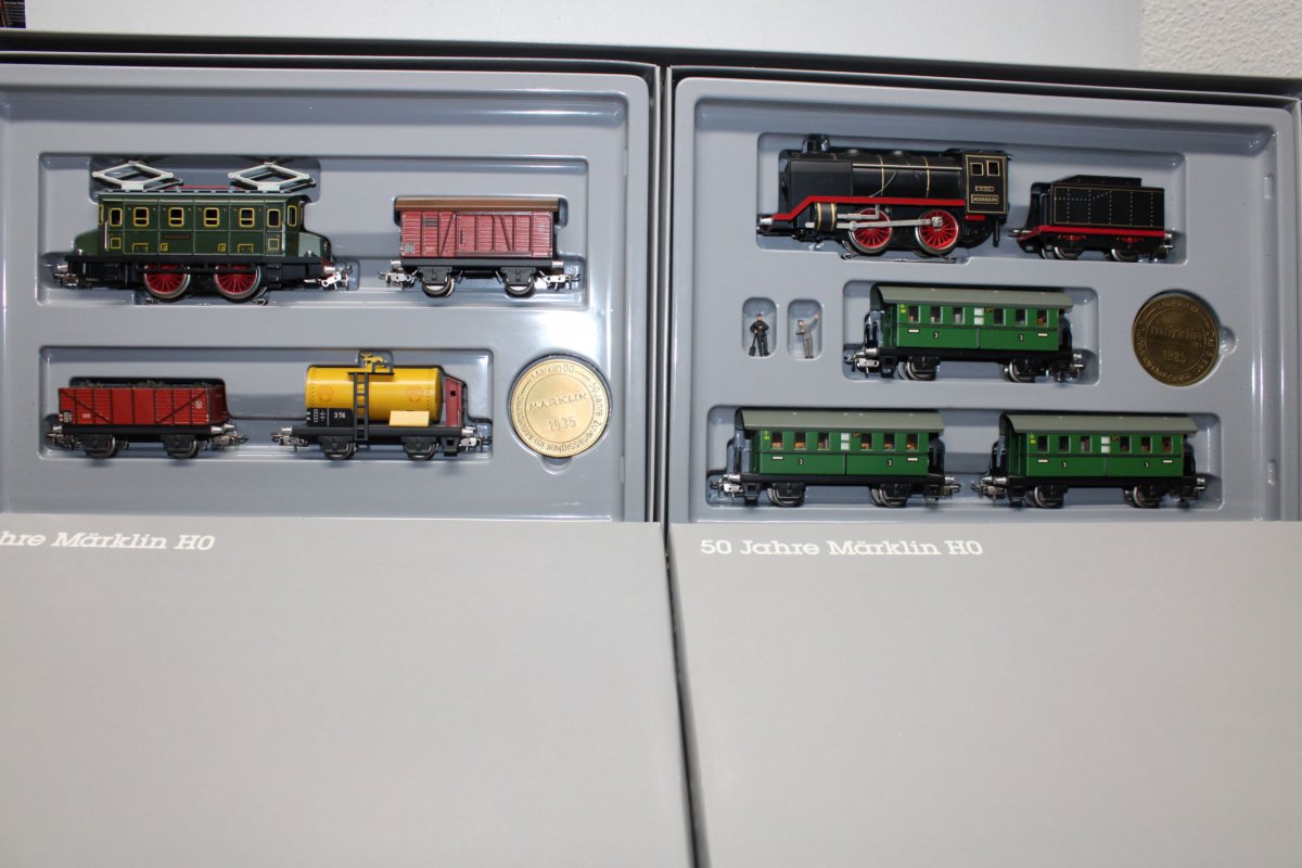 Marklin 0050 Jubilaums Zugpackung 50 Jahre Mit Dampflok Und Elok Spur H0 Ovp Ebay