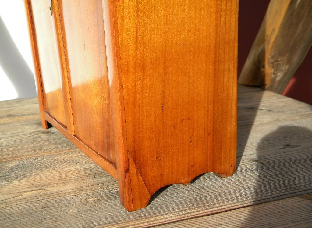 1830 orig. Biedermeier KIRSCHE MODELLSCHRANK MINIATURMÖBEL