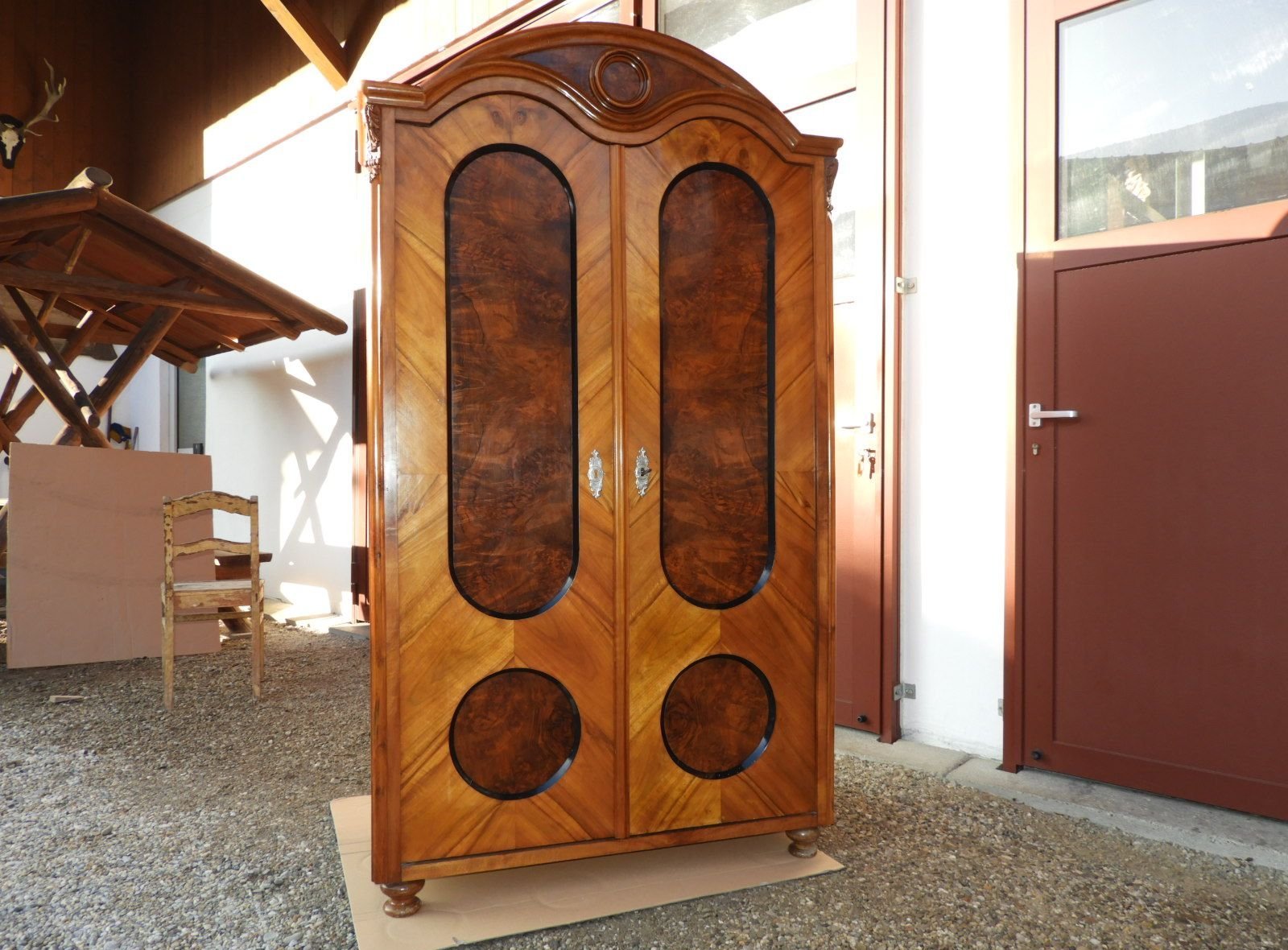 c.1890 GRÜNDERZEIT BOGENSCHRANK Nussbaum Schrank altdeutsch Rundbogen