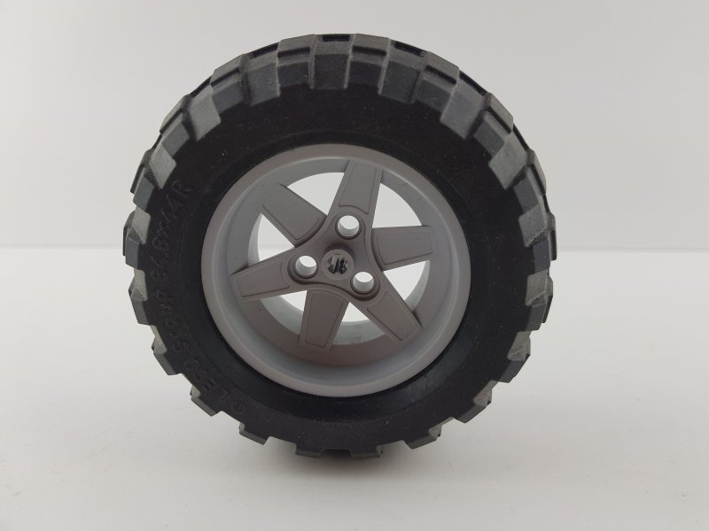 Lego® Technic 2 Räder Reifen mit Felge 94.8 x 44R große Reifen Truck LKW Traktor
