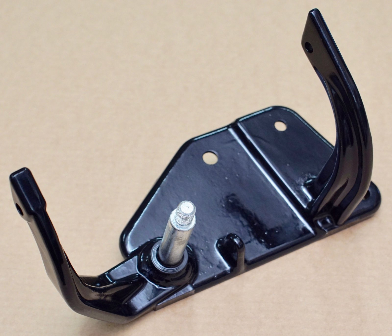 softail floorboard mounts