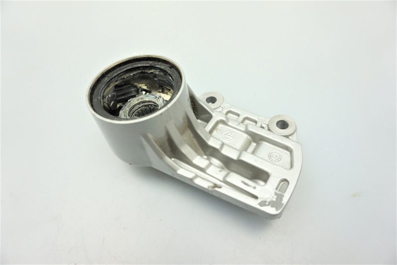 Vorderrad Radnabe Halter Nabe front wheel hub Vespa Piaggio GTS 125 250 300