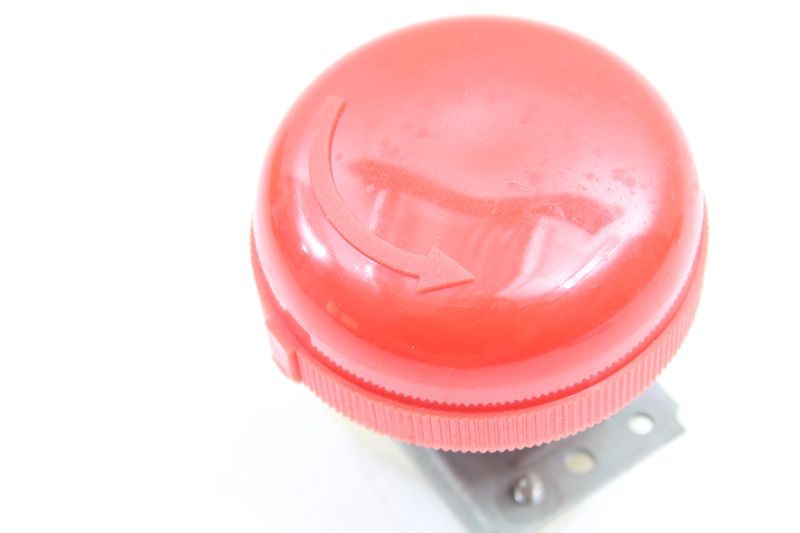 1x Schalter Taster Notaus Notknopf mit Feststeller Stellknopf rot Button