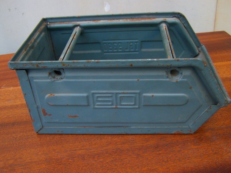 Alte Lagerkiste Metall, Industriedesign Regal, Loft Design Metallkiste