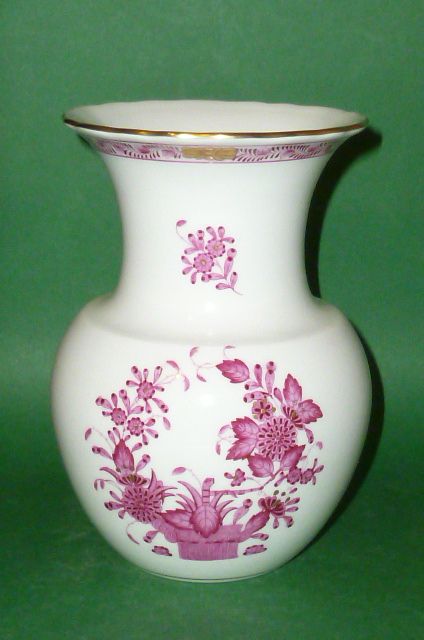 Old Herend Purple Apponyi Vase 7025 Ap Red Tendril Flower Vase