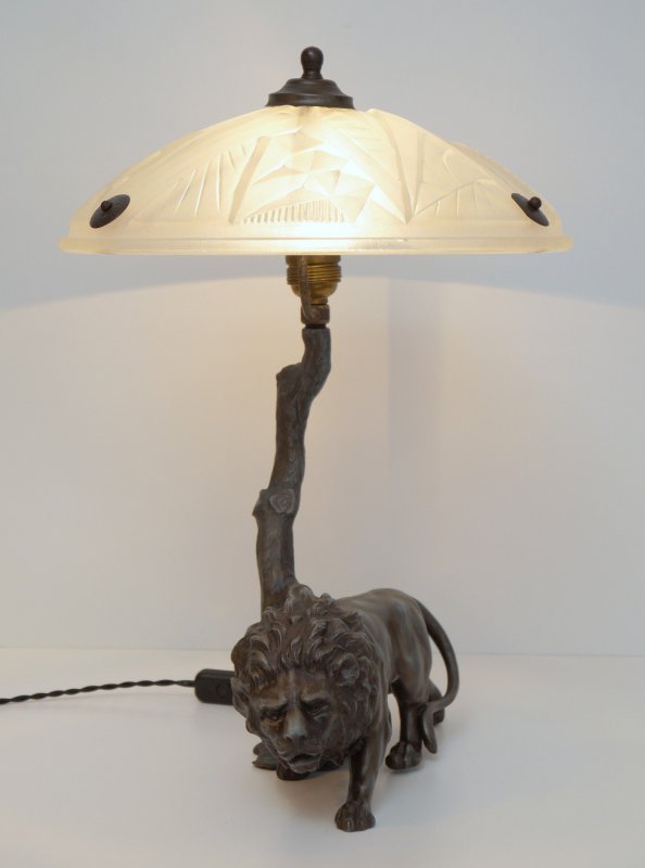 Details About Very Noble Original French Art Deco Desk Lamp Lion D Argent