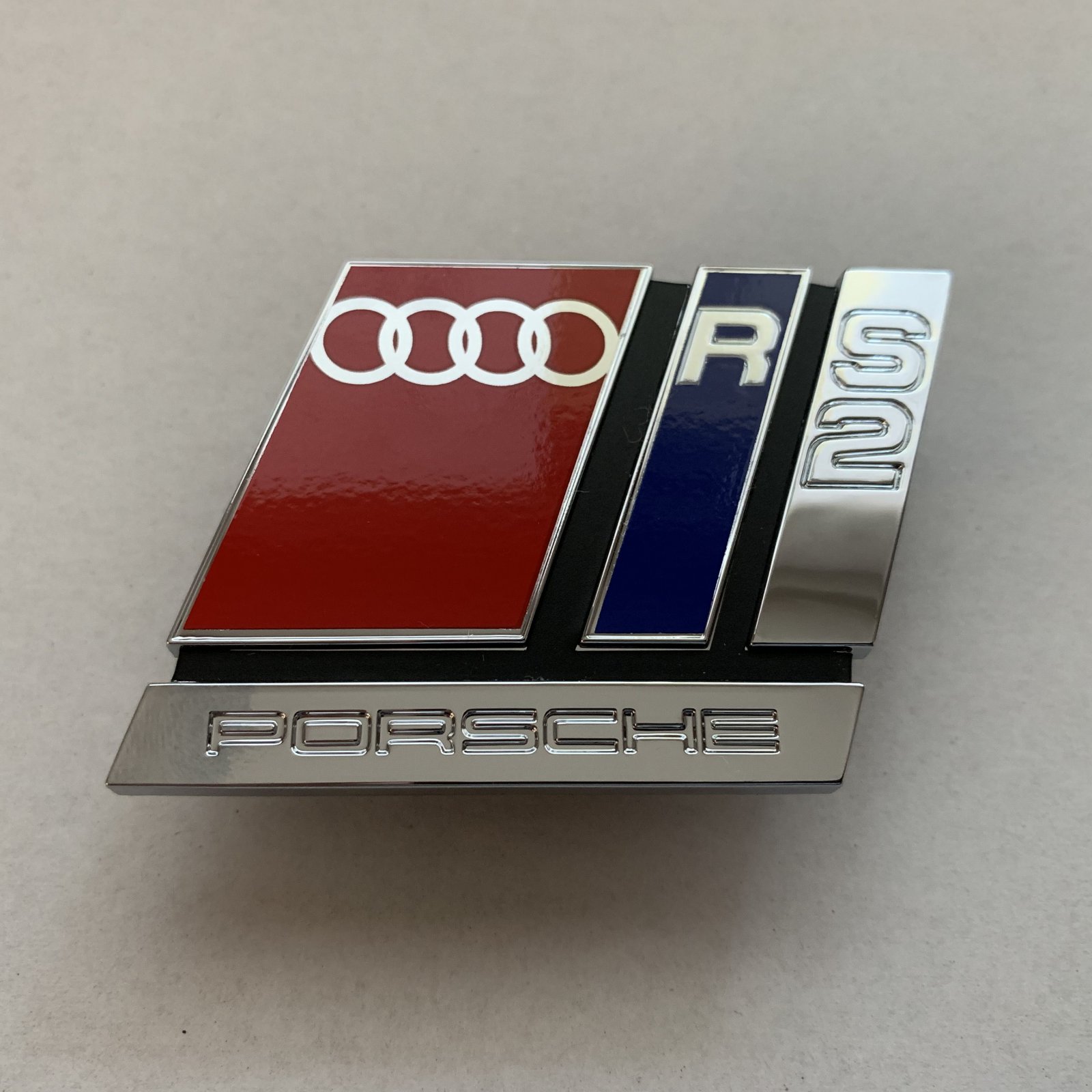 Audi RS2 Orig. Schriftzug Emblem Kühlergrill 80 B4 Avant S2 Porsche ...