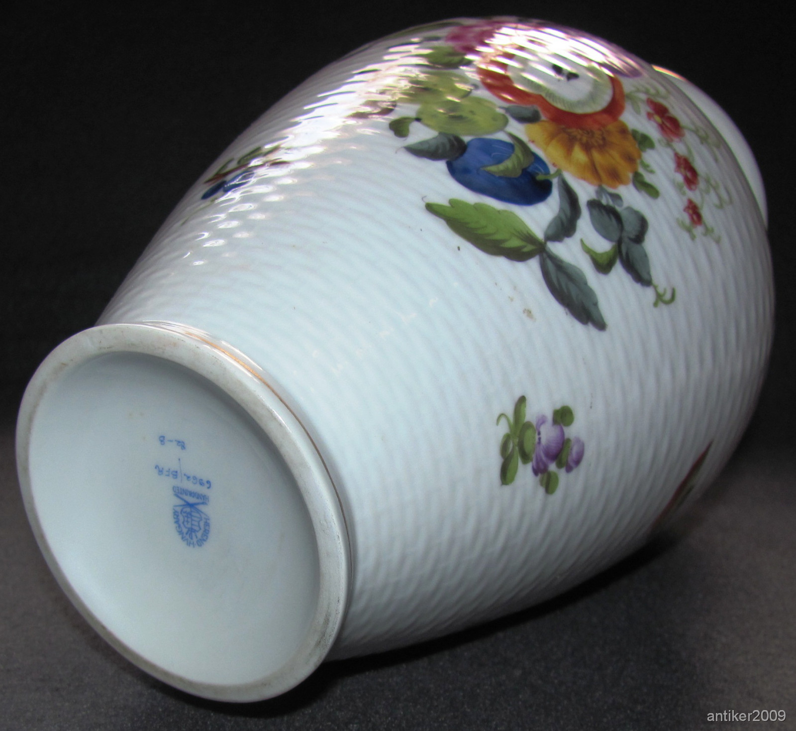Herend Hungary Porzellan Vase 6962/BFR 82B Handgemalt Korbmuster