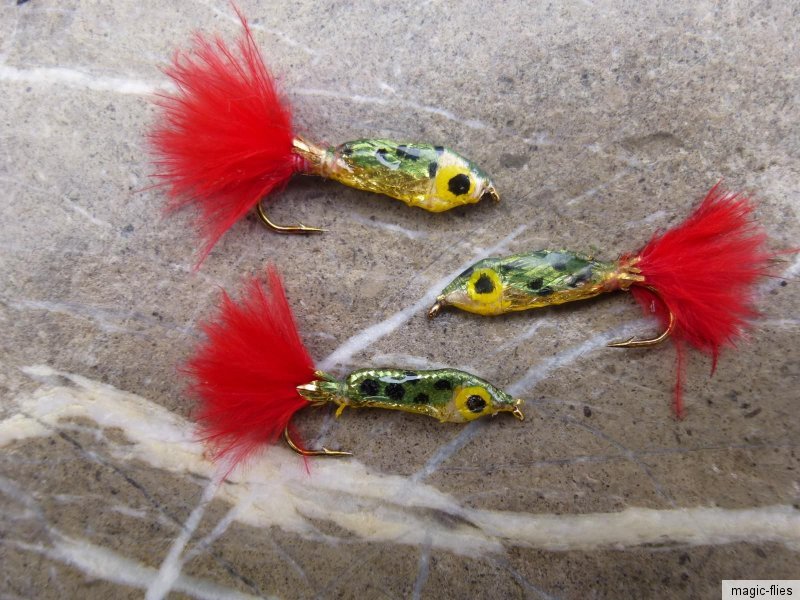 JANSSEN`S MINNOW BARSCH Streamer # 8 Köderfisch Jungfisch Forelle Saibling 3 St