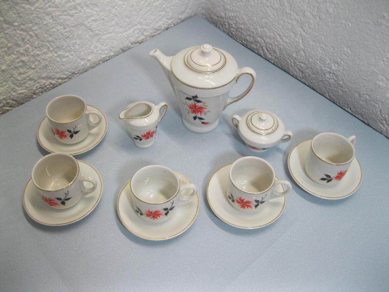 Altes Kindergeschirr Puppengeschirr Porzellan Kaffeeservice handbemalt ...