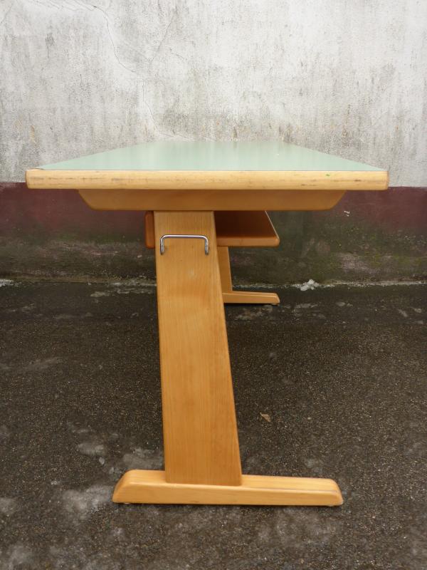 alter Schultisch für Kinder Schreibtisch Tisch Kindertisch alte