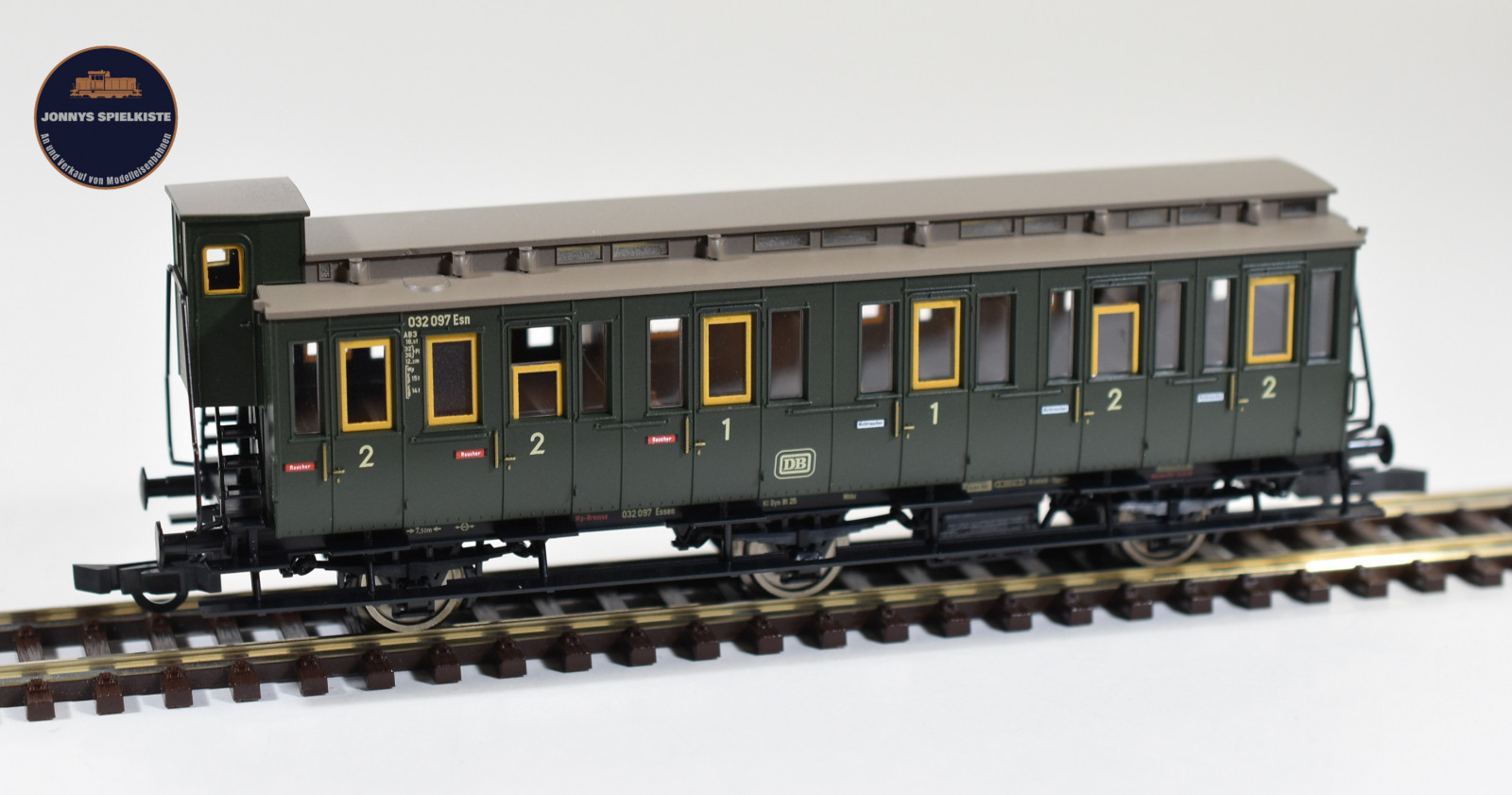 Fleischmann-Spur-N-Elektrolokomotive-Reihe-1020-der-OBB-Art-Nr-739402-Q132